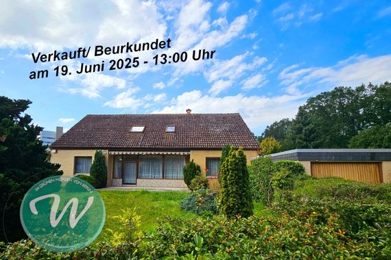 Großes, solides Einfamilienhaus mit Potential,Fernwärme,Keller,Garagen & Optionen (verkauft)
