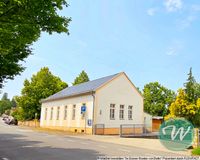 Blick auf die Liegenschaft von der Straße aus